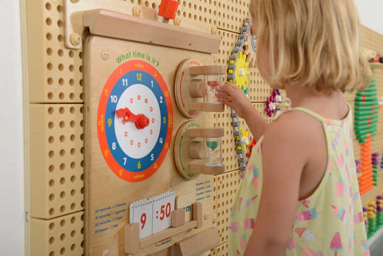 Montaža na zid i kompatibilnost s Masterkidz Flex