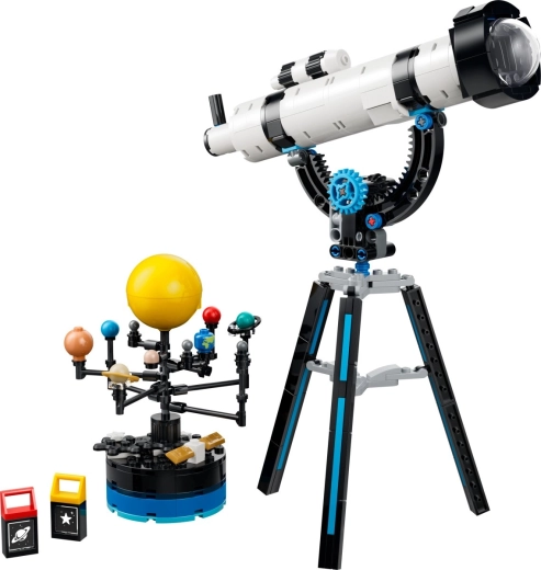Interchangeable lenses with space motifs