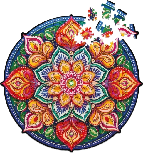 Circular mandala with a diameter of 24 cm