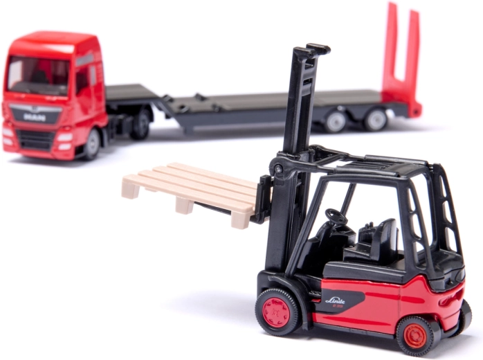 Linde forklift with pallet