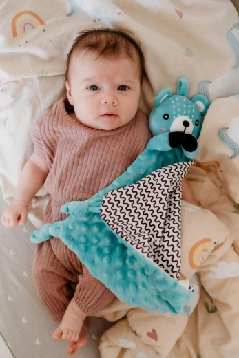 Nježna zvečka za osjetilni razvoj