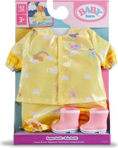 Complete rainwear outfit