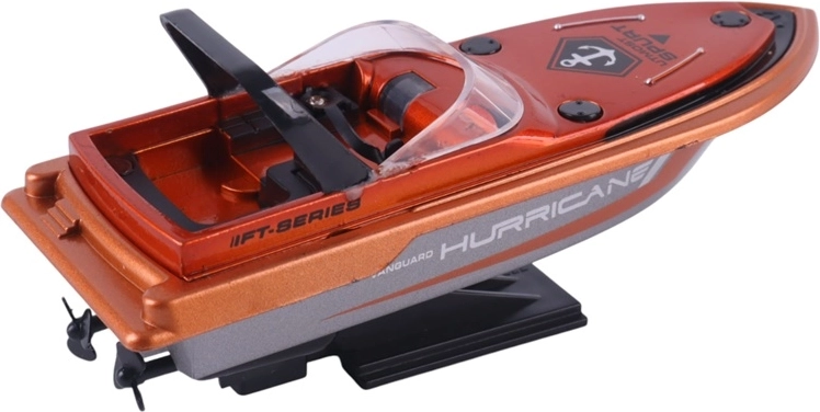 Sportski dizajn „HURRICANE“ kao trkaći čamac