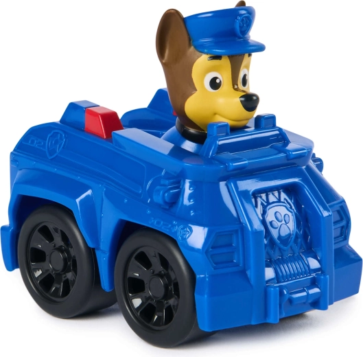 Chase u policijskom autu spreman za akciju