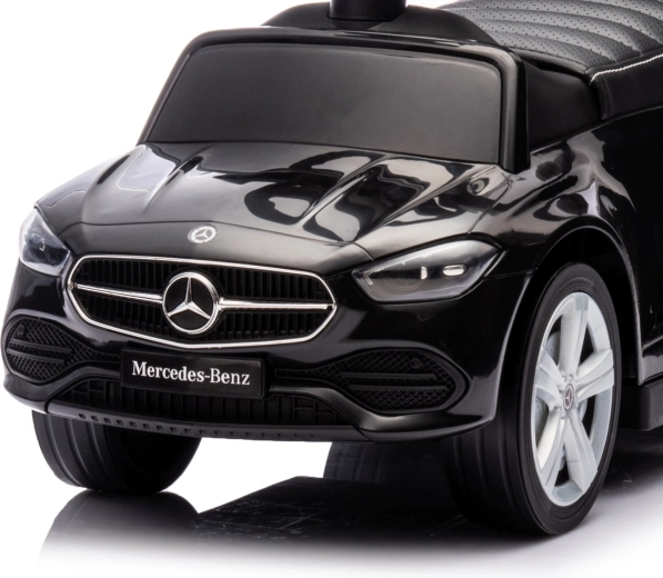 Realističan dizajn Mercedes‑Benz