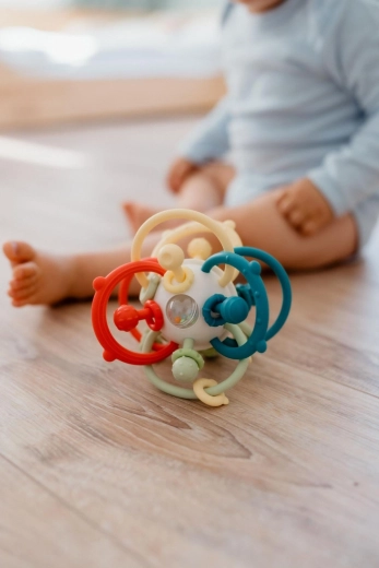 Nježno zveckanje za osjetilnu stimulaciju