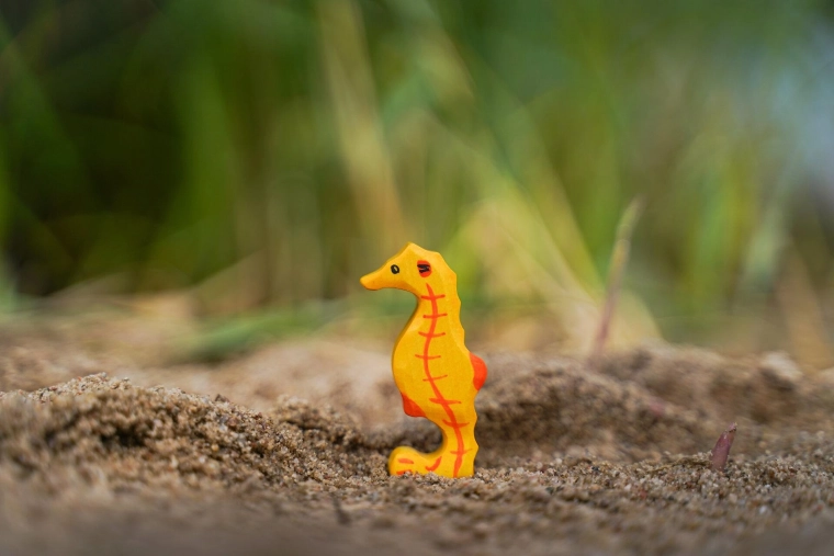 Holztiger Seahorse - 1 piece