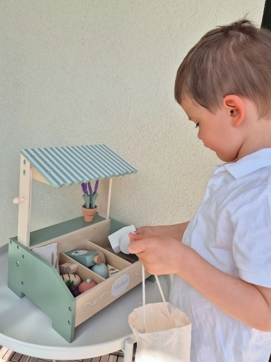 Fabric shopping bag and role-play fun