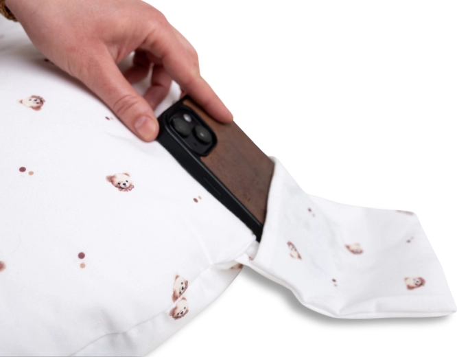 Practical side pocket for small items
