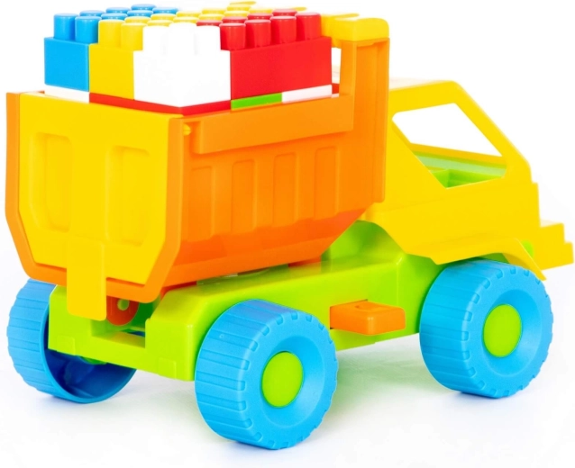 Nagibna karoserija za realističnu igru