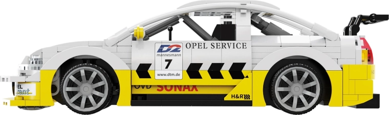 Realističan trkaći dizajn OPEL Astra V8