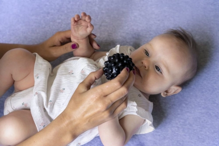 Stimulativne teksture za male znatiželjne prstiće