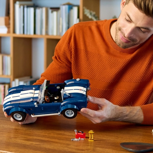 Gradi, izloži i divi se