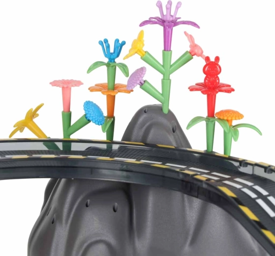 Dinamična staza s mostom, usponima i zavojima