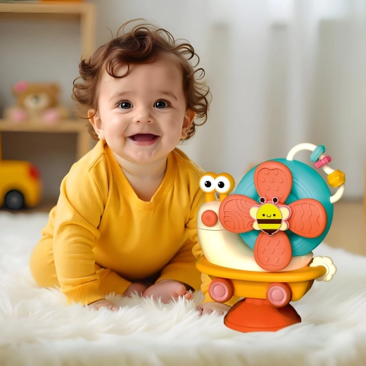 Snail as a riding toy