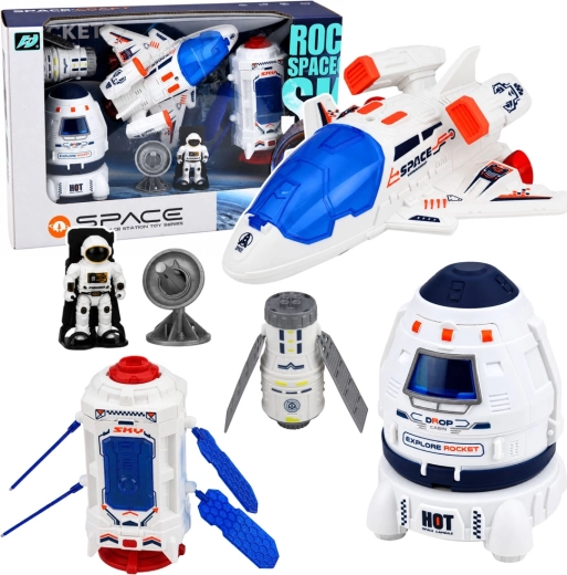 Svemirski set sa svemirskim shuttleom, satelitom, kapsulom, komunikacijskom antenom i astronautom