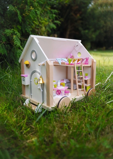 Tiny House Hygge – wooden dollhouse on wheels - 1 piece