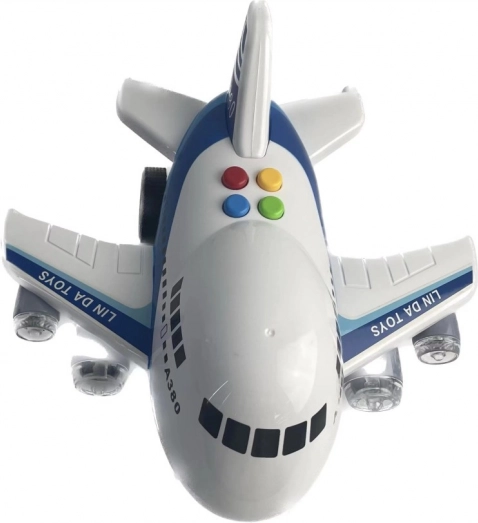 Avion sa svjetlosnim i zvučnim efektima
