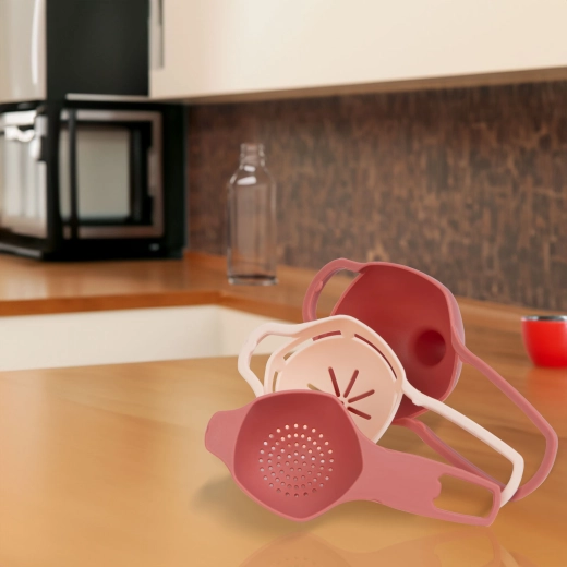 Space-saving storage