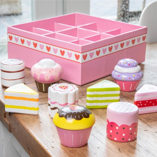Wooden Cakes in a Gift Box - 9 pcs