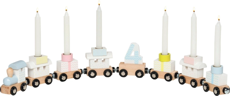 Magnetic birthday train with candles and interchangeable numbers 1–6