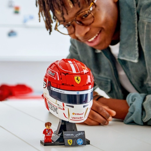 Minifigure and stand for collectible display