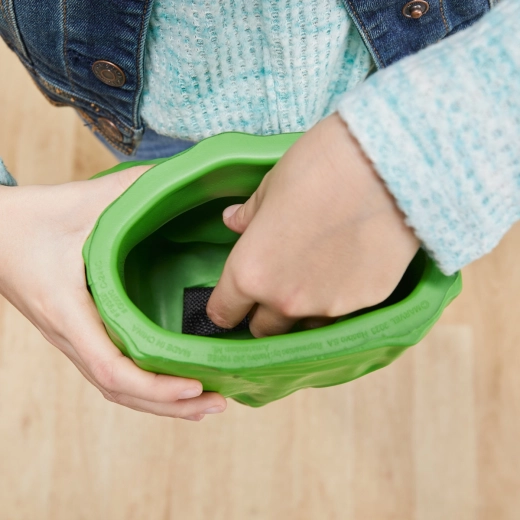 Comfortable grip during play