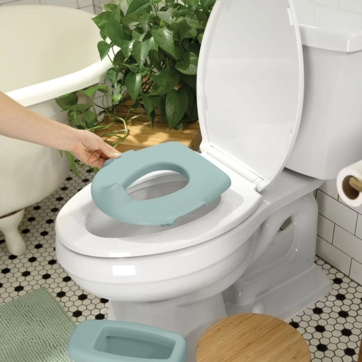 Praktično 2u1: kahlica i nastavak za WC