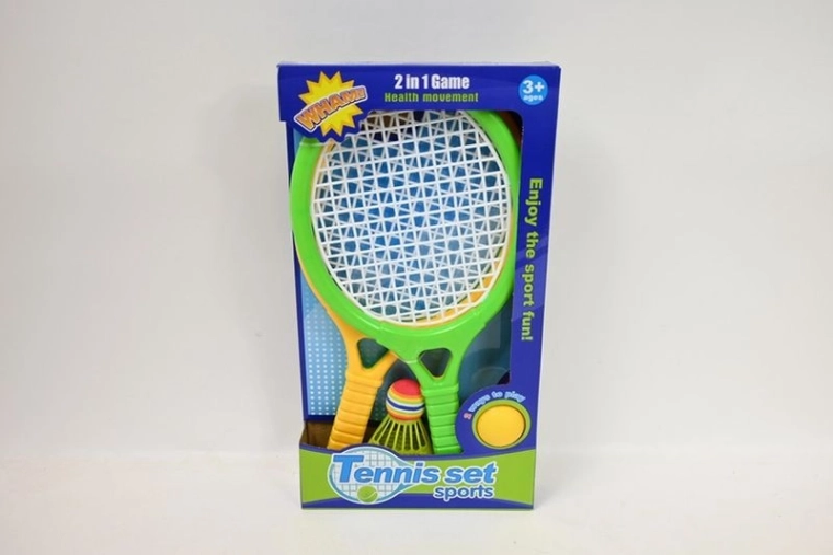 Set reketa s lopticom i badmintonskim lopticom (shuttlecock)
