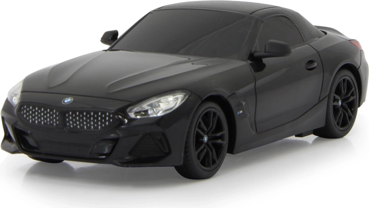 Detailed features in 1:24 scale