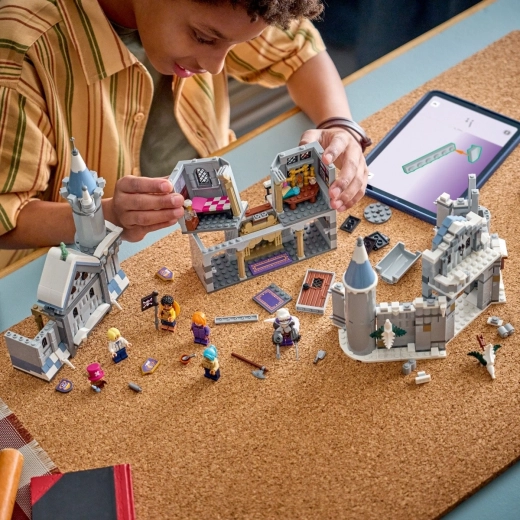 Interactive building with LEGO Builder