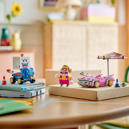 Odvojiva jedrilica za više načina igre