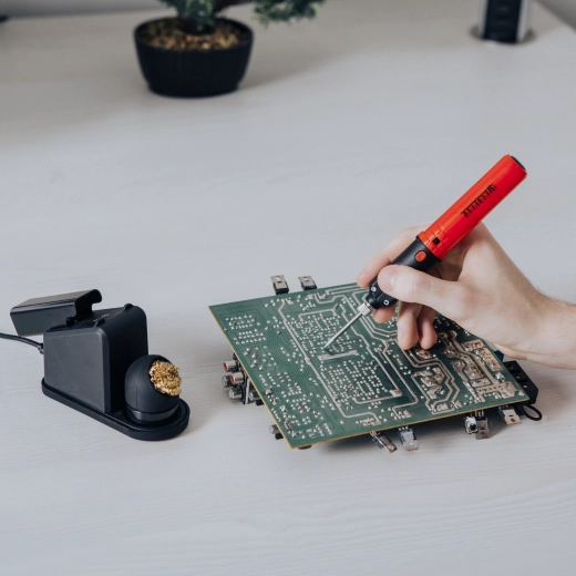 Soldering without access to an electrical outlet