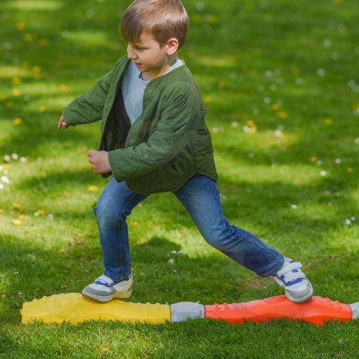 Active play and balance training