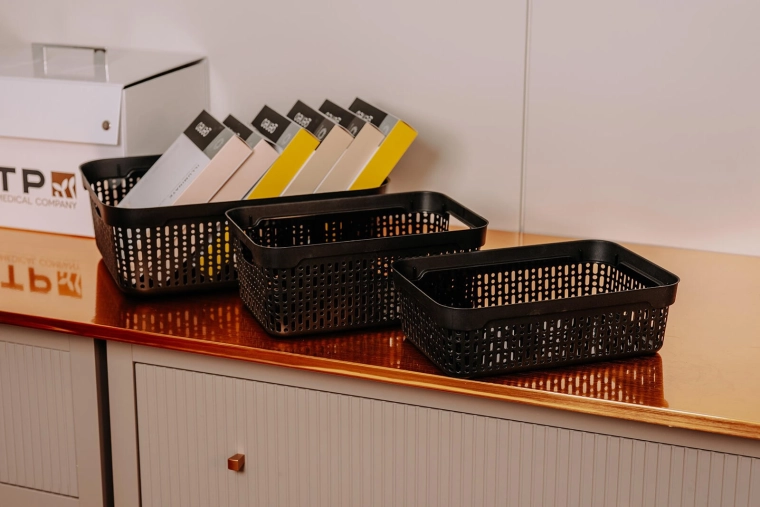 Lagan, periv i izdržljiv plast