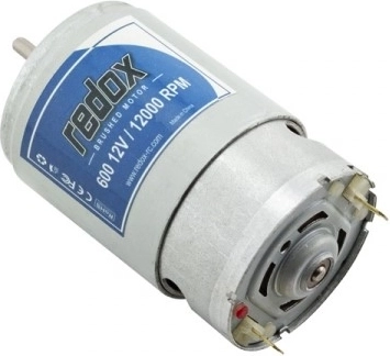 Do 12000 okr./min u praznom hodu pri 12 V