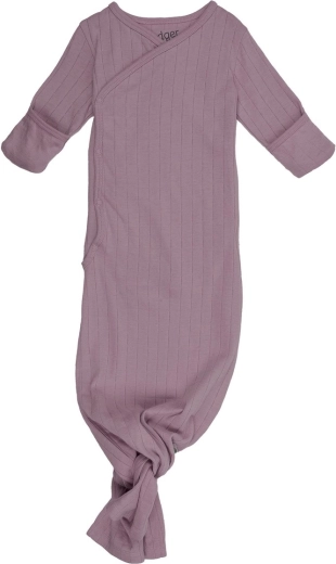 Practical knot for comfort and warmth