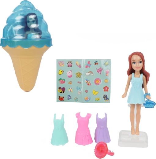 Outfits and accessories for creative play