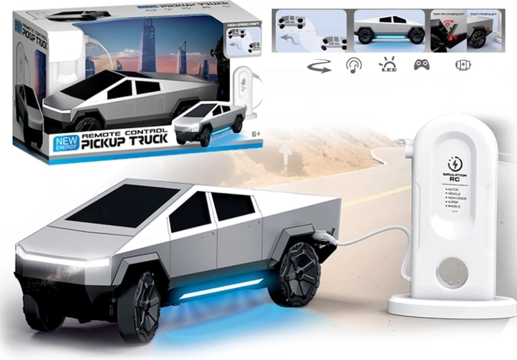 Futuristički RC automobil s punionicom