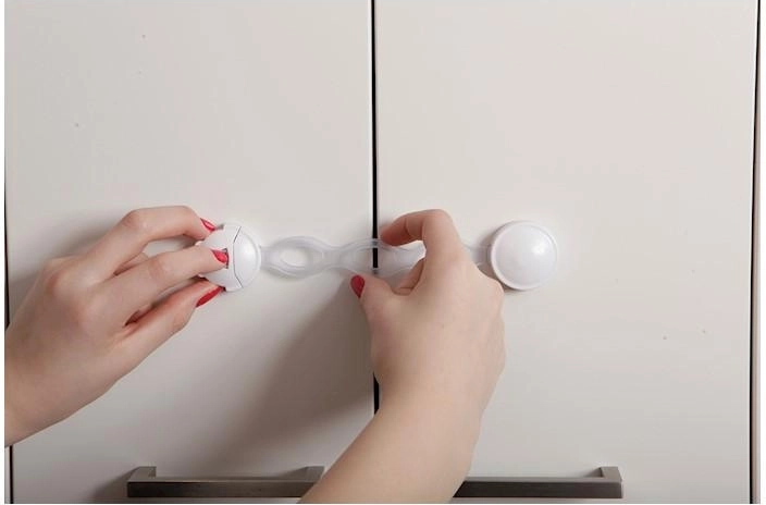 Brza samoljepljiva ugradnja bez alata