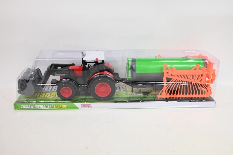 Traktor s poljoprivrednim strojem