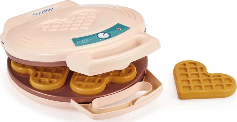 Doručak za tren: tost i waffle u obliku srca