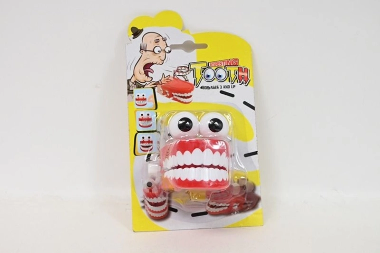 Wind-Up Chattering Teeth