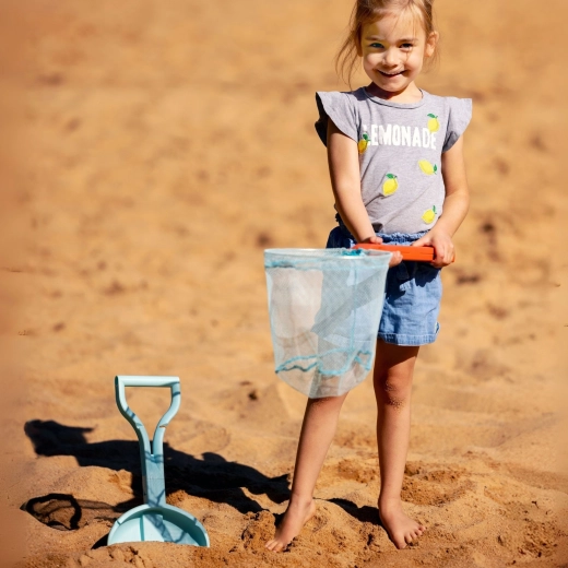 Kompaktno 2-u-1: lopatica i mrežica