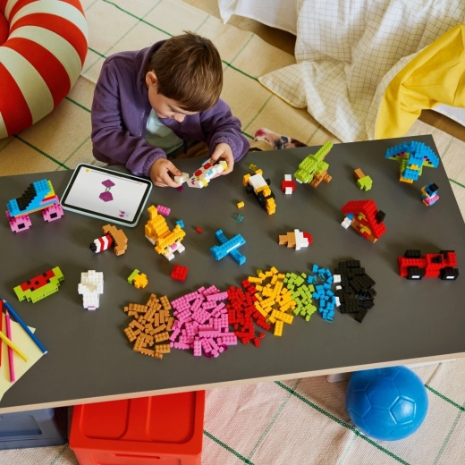 Aplikacija LEGO Builder s 3D prikazom modela