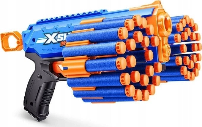 Expandable capacity thanks to side magazines
