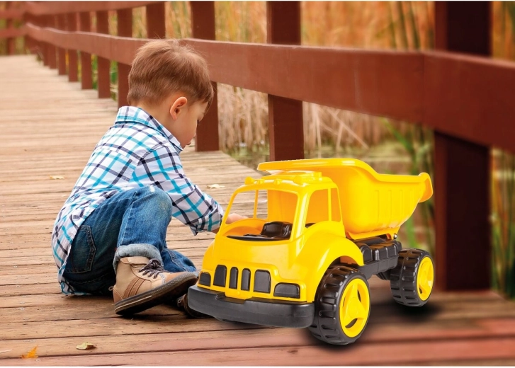 Ideal for the sandbox from 12 months