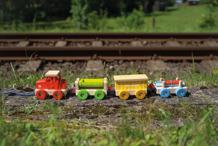Wooden freight train GK-Rail