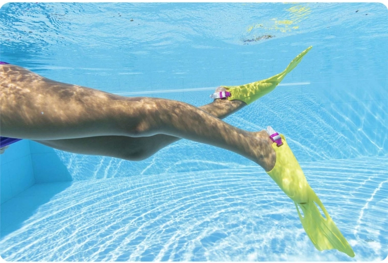 Brže plivanje s perajama