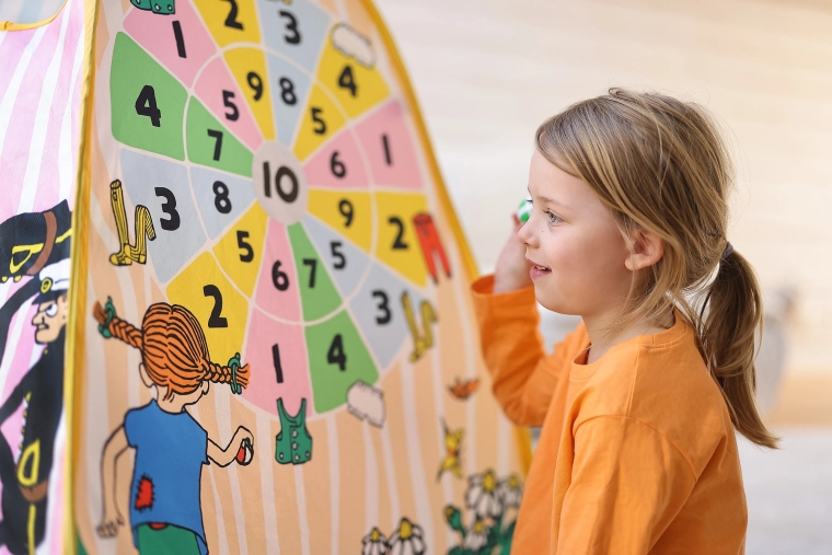 3 games in 1 for target practice and motor skills